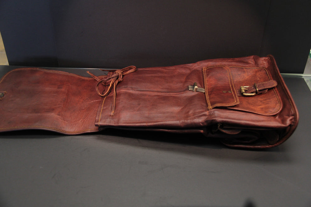 
                  
                    Charger l&amp;#39;image dans la galerie, Avani - Backpack Drawstring Closure
                  
                