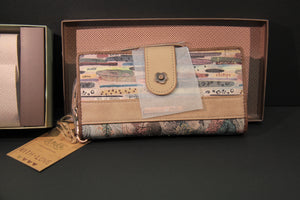 
                  
                    Charger l&amp;#39;image dans la galerie, Anekke Love to share - Portefeuille
                  
                