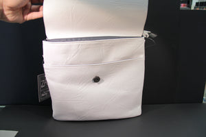 
                  
                    Charger l&amp;#39;image dans la galerie, Zac - Sac a main rabat 2 compartiments
                  
                