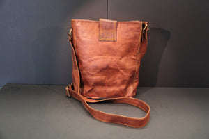 
                  
                    Charger l&amp;#39;image dans la galerie, Avani - Bucket Bag
                  
                