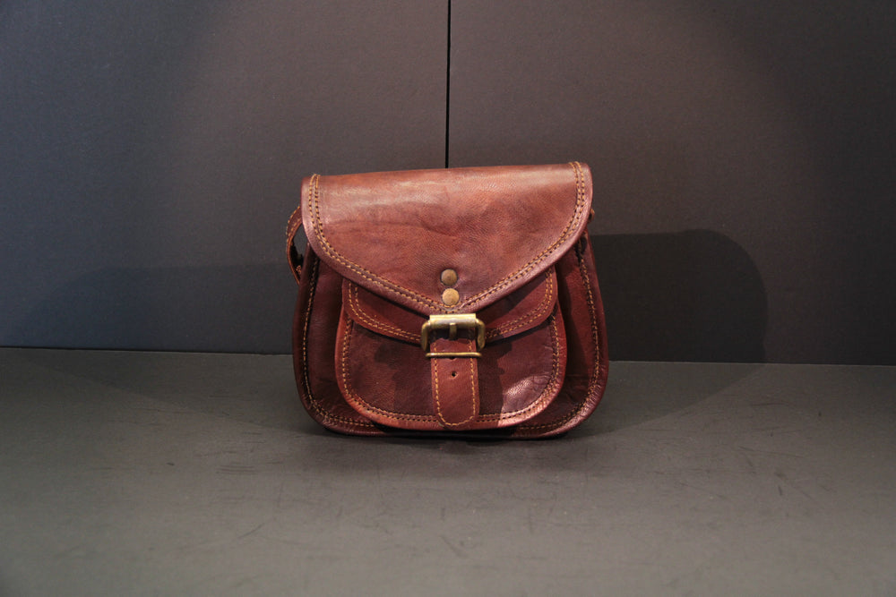 
                  
                    Charger l&amp;#39;image dans la galerie, Avani - Day Bag (Accordion style)
                  
                