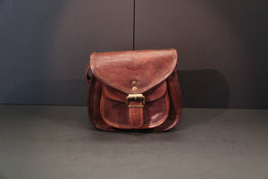 
                  
                    Charger l&amp;#39;image dans la galerie, Avani - Day Bag (Accordion style)
                  
                