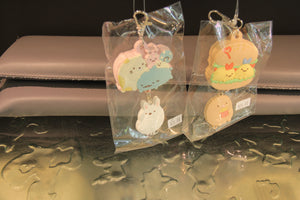 
                  
                    Charger l&amp;#39;image dans la galerie, Porte-clés - SumikkO Gurashi
                  
                