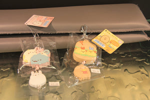 
                  
                    Charger l&amp;#39;image dans la galerie, Porte-clés - SumikkO Gurashi
                  
                