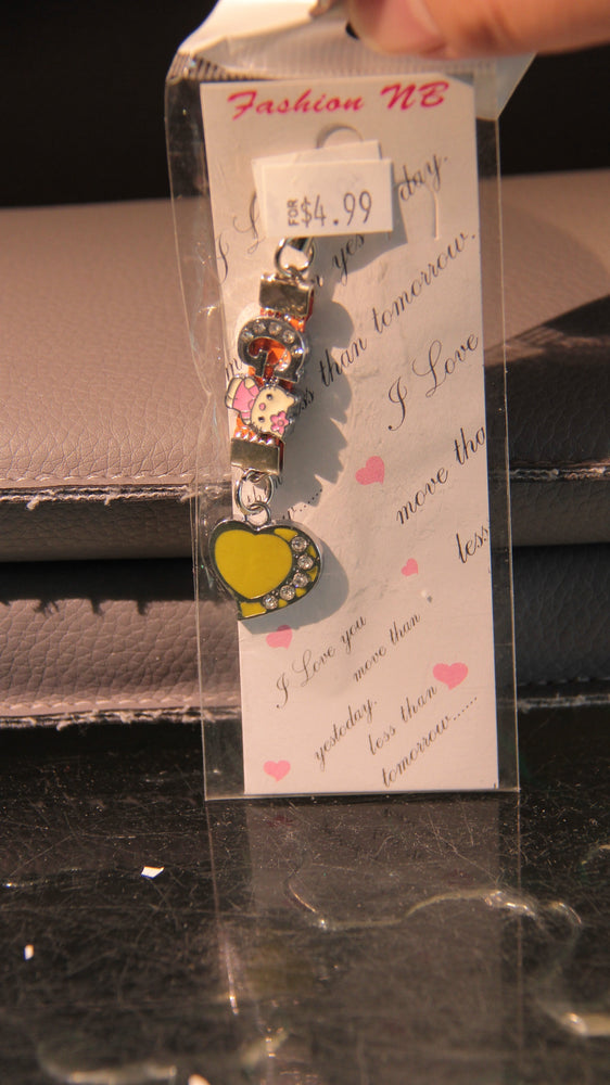 
                  
                    Charger l&amp;#39;image dans la galerie, Porte-clés - Style ceinture avec HelloKitty
                  
                