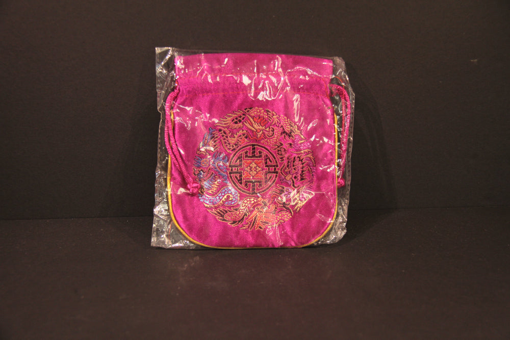 
                  
                    Charger l&amp;#39;image dans la galerie, Petit sac brodé à lacet
                  
                