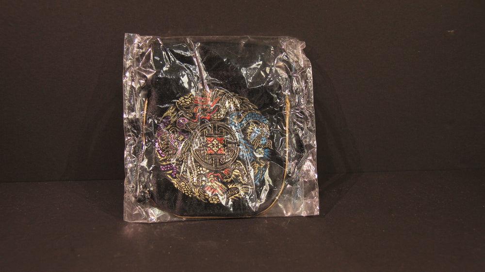 
                  
                    Charger l&amp;#39;image dans la galerie, Petit sac brodé à lacet
                  
                